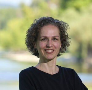 Esther Obrist Portrait Esther Obrist Flow Yoga